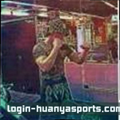 赵明